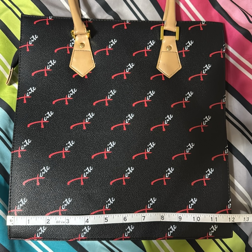 Impression Handbag - Picture 11 of 13